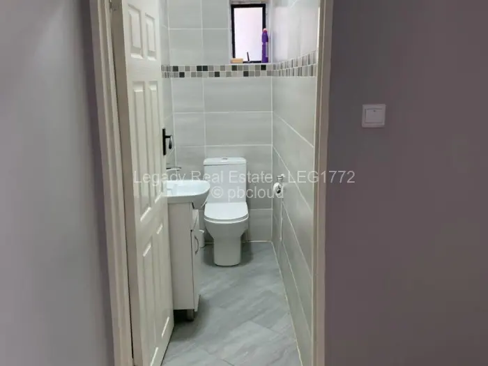 Townhouse/Complex/Cluster for Sale in Highlands, Harare