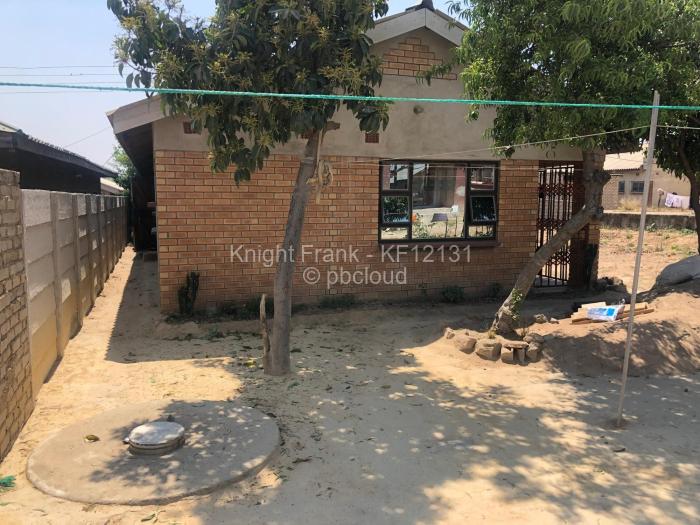 4 Bedroom House for Sale in Chitungwiza, Chitungwiza