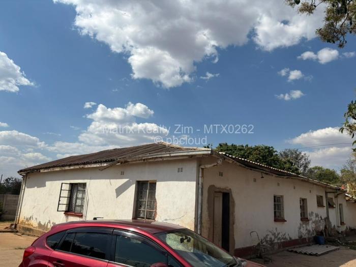 5 Bedroom House for Sale in Prospect, Harare