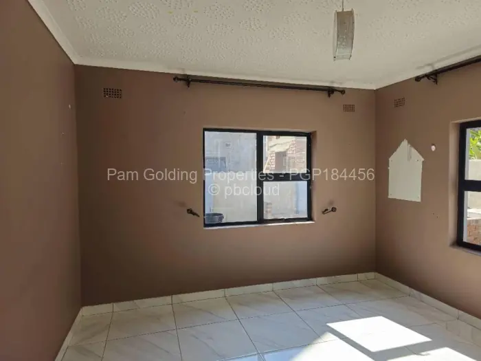 Townhouse/Complex/Cluster to Rent in Arlington