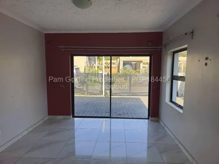 Townhouse/Complex/Cluster to Rent in Arlington