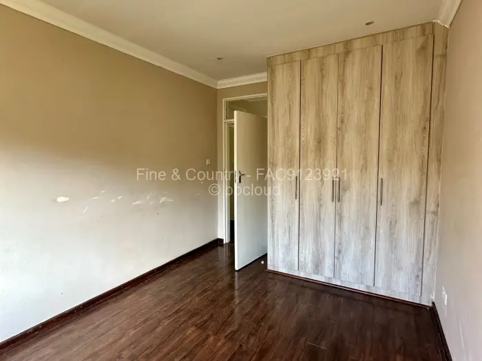 Townhouse/Complex/Cluster to Rent in Greendale