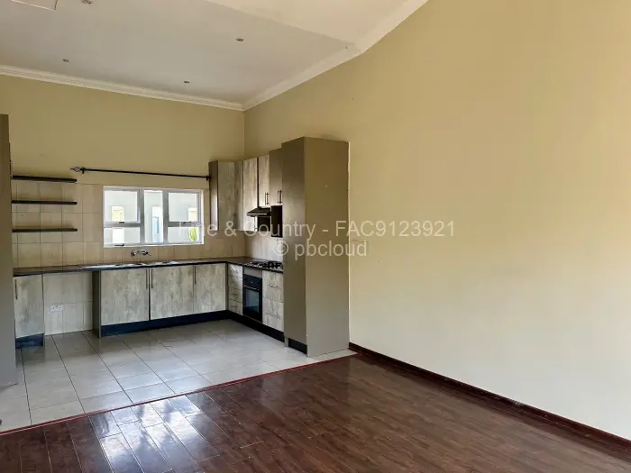Townhouse/Complex/Cluster to Rent in Greendale