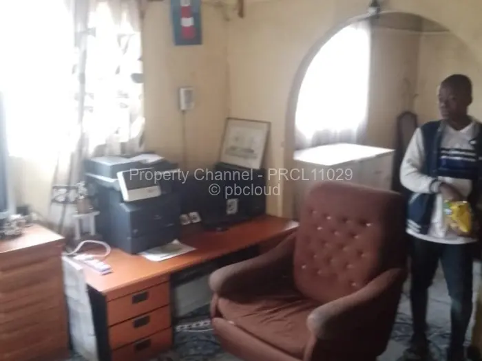 4 Bedroom House for Sale in Chitungwiza, Chitungwiza