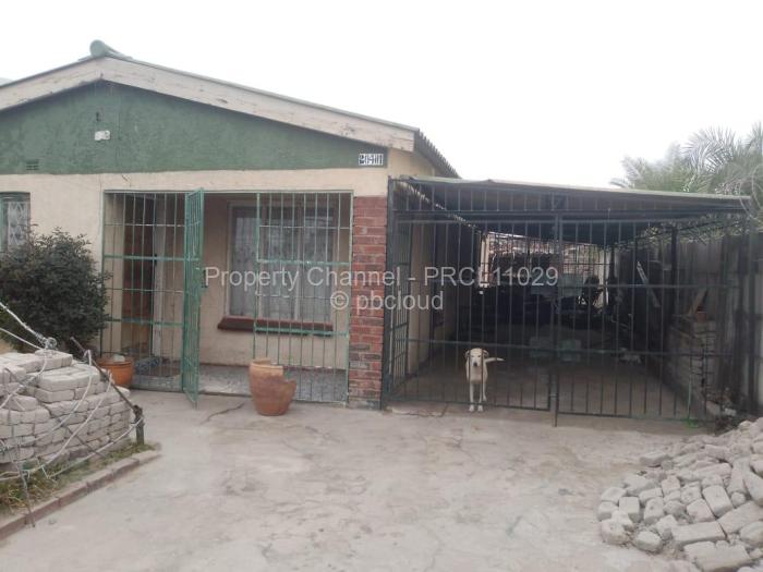 4 Bedroom House for Sale in Chitungwiza, Chitungwiza