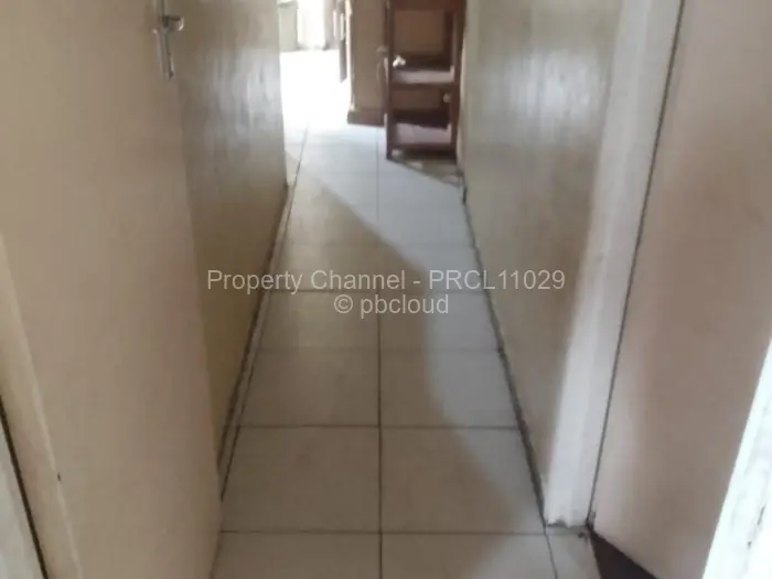 4 Bedroom House for Sale in Chitungwiza, Chitungwiza