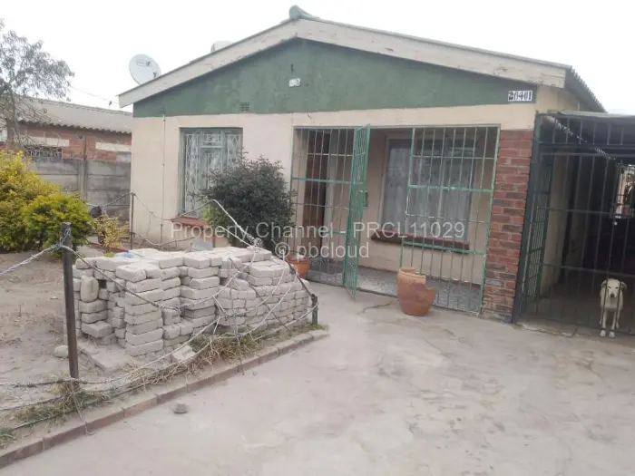 4 Bedroom House for Sale in Chitungwiza, Chitungwiza