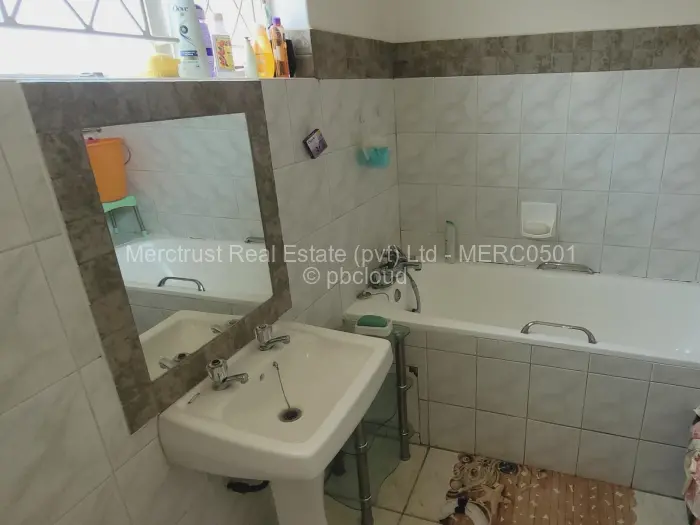 3 Bedroom Cottage/Garden Flat to Rent in Avondale, Harare