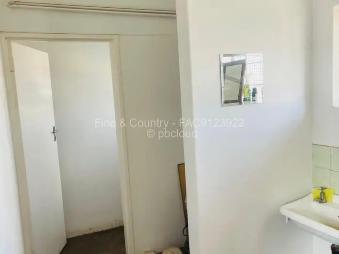 Commercial Property to Rent in Msasa