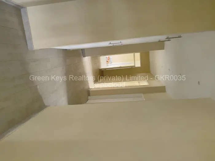 5 Bedroom House to Rent in Fairview