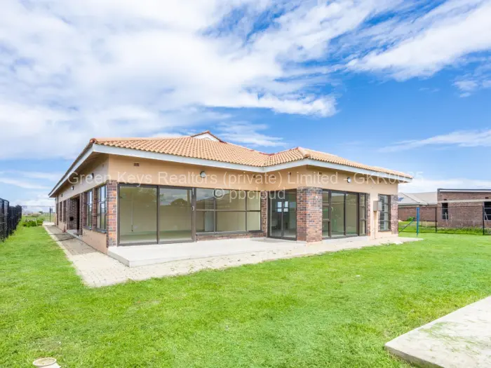 5 Bedroom House for Sale in Fairview, Harare