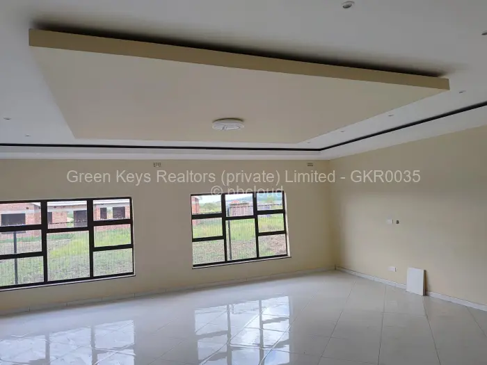5 Bedroom House to Rent in Fairview