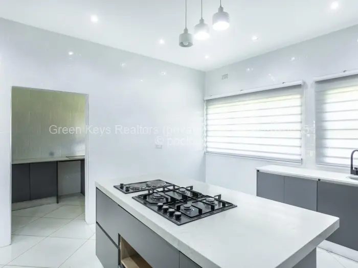 5 Bedroom House for Sale in Fairview, Harare