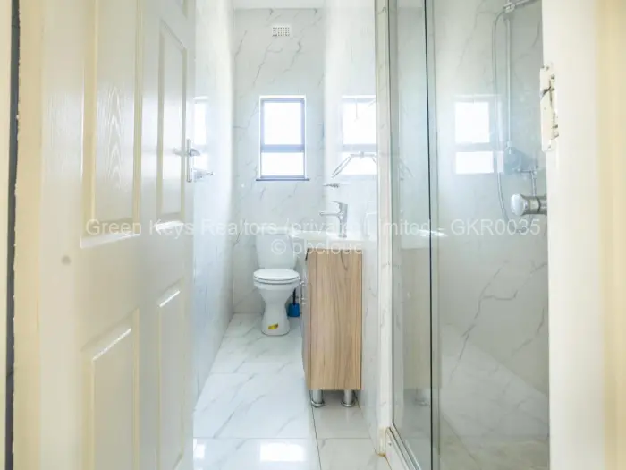 5 Bedroom House for Sale in Fairview, Harare