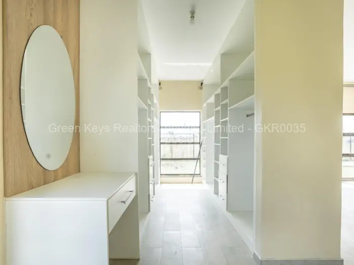 5 Bedroom House for Sale in Fairview, Harare