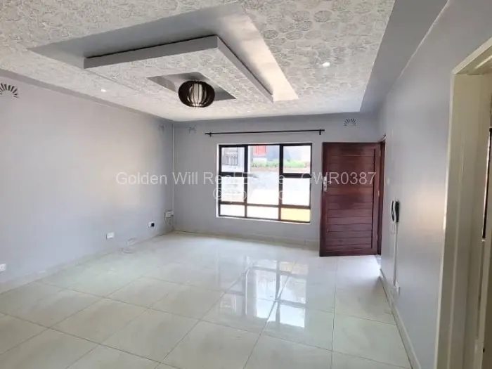 Townhouse/Complex/Cluster to Rent in Bluff Hill