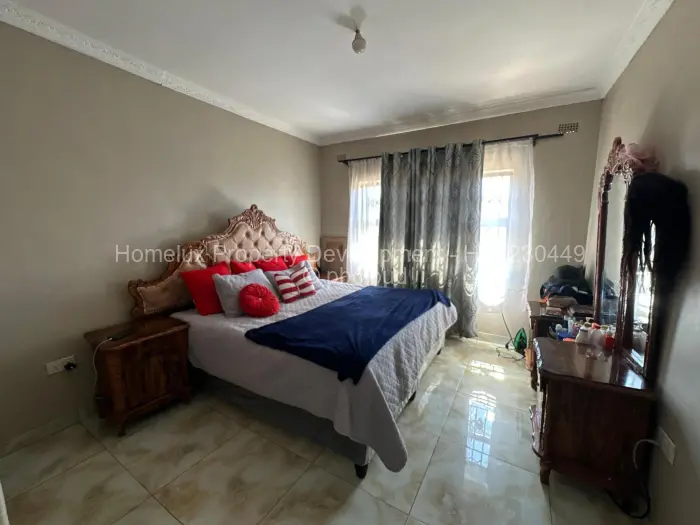 4 Bedroom House for Sale in Madokero Estates, Harare