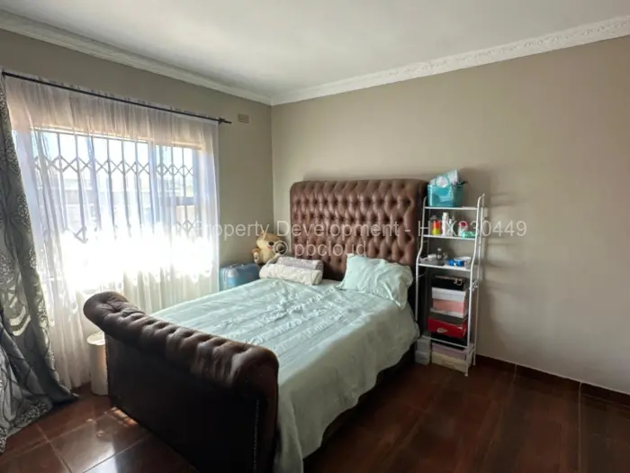 4 Bedroom House for Sale in Madokero Estates, Harare