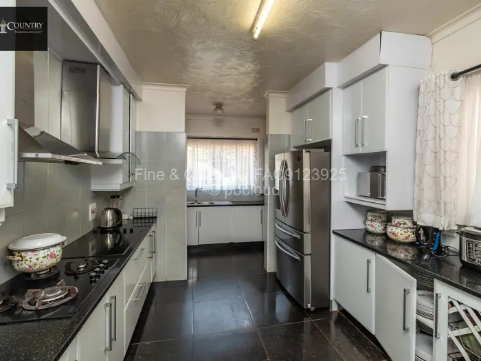 4 Bedroom House for Sale in Hogerty Hill, Harare