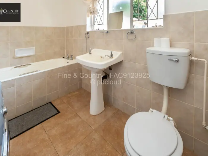 4 Bedroom House for Sale in Hogerty Hill, Harare