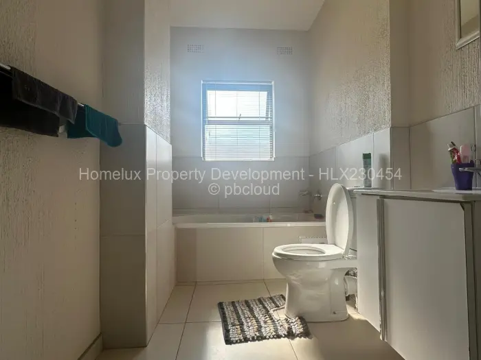 Flat/Apartment for Sale in Marlborough, Harare