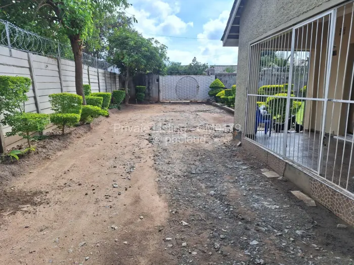 3 Bedroom House to Rent in Braeside, Harare