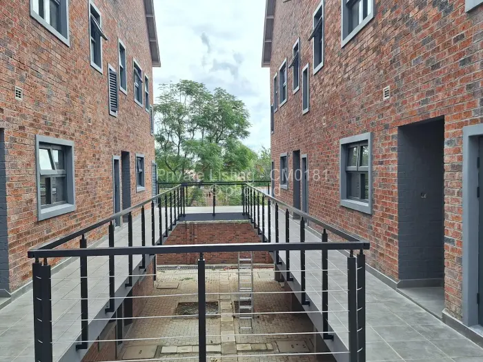 Flat/Apartment to Rent in Avondale