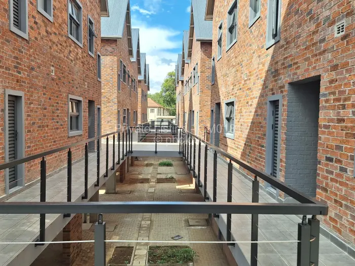 Flat/Apartment to Rent in Avondale