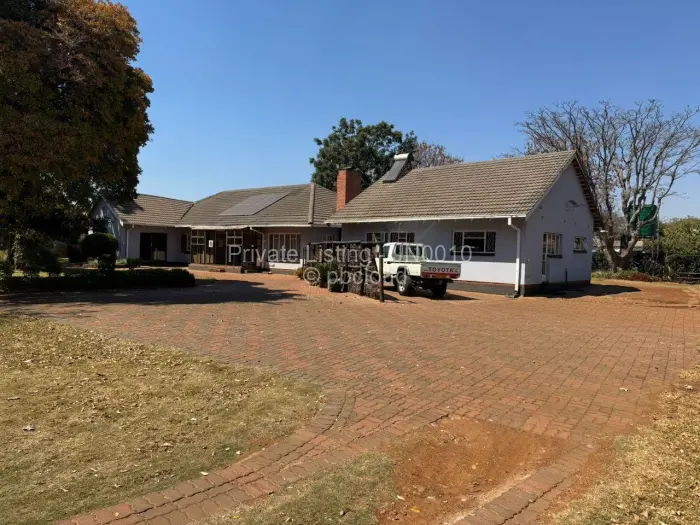 Commercial Property to Rent in Marlborough, Harare