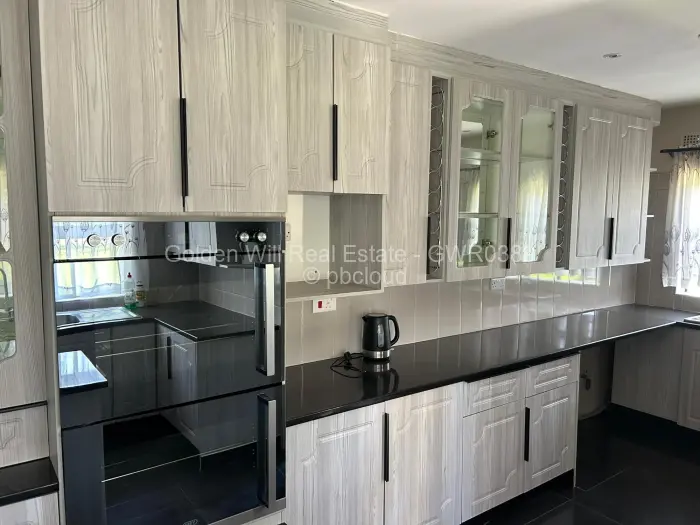 5 Bedroom House to Rent in Highlands, Harare
