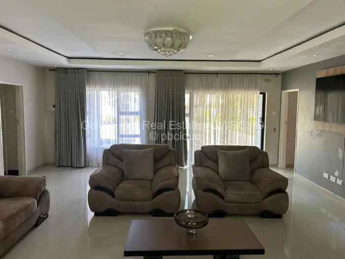 5 Bedroom House to Rent in Highlands, Harare