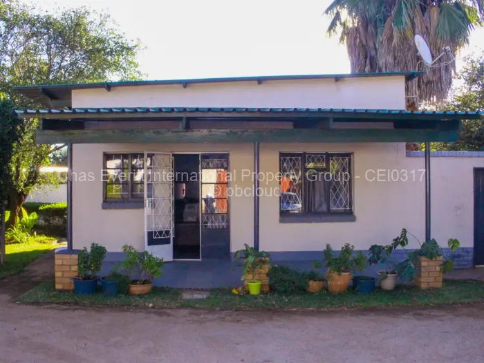 3 Bedroom House for Sale in Hillcrest, Bulawayo