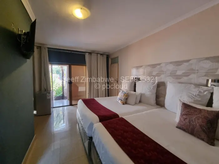 Commercial Property to Rent in Emerald Hill