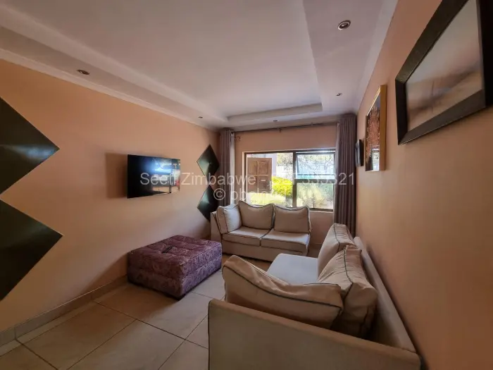 Commercial Property to Rent in Emerald Hill