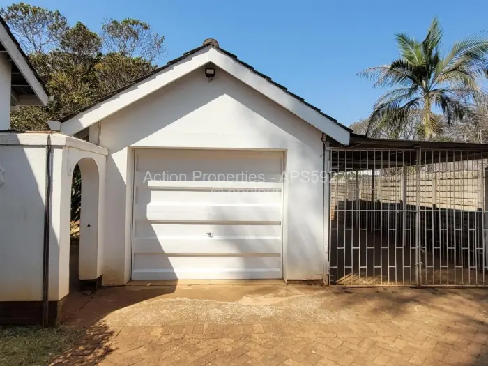 3 Bedroom House to Rent in Alexandra Park