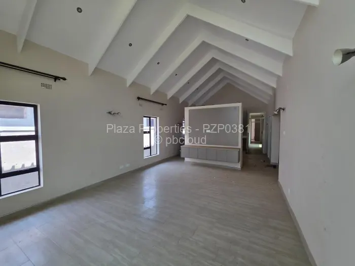 Townhouse/Complex/Cluster for Sale in Marlborough, Harare