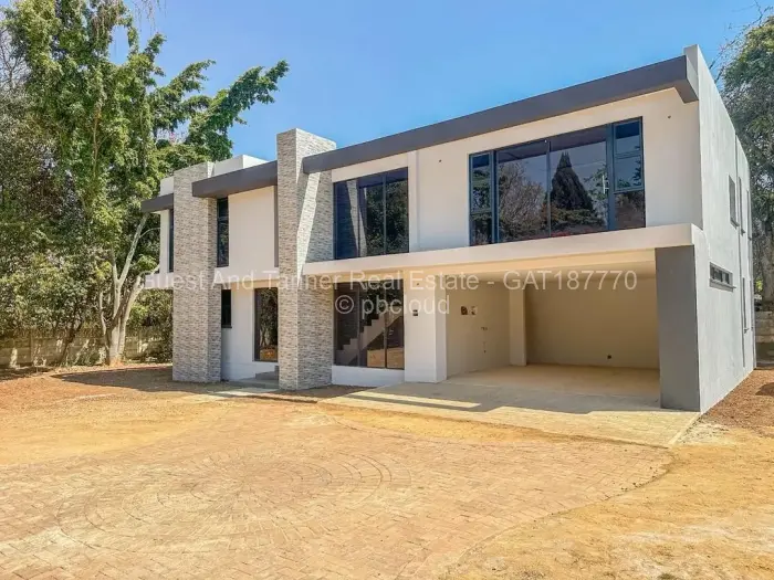 4 Bedroom House for Sale in Highlands, Harare