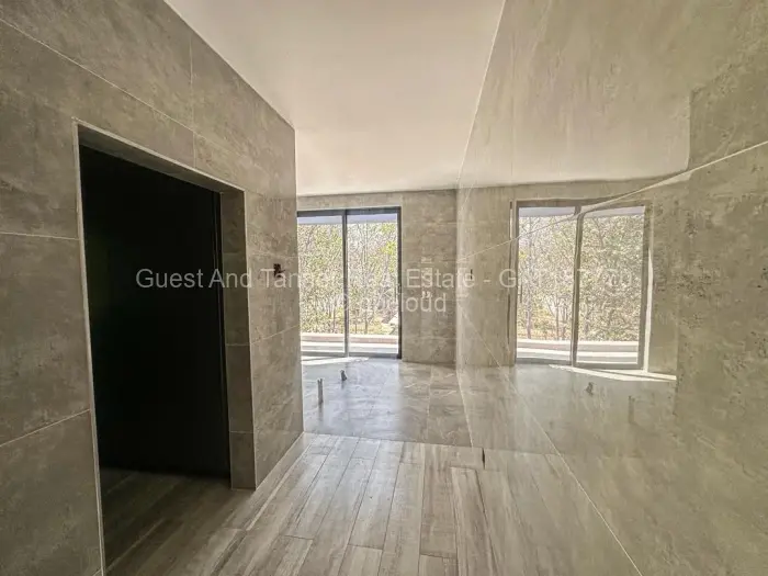 4 Bedroom House for Sale in Highlands, Harare