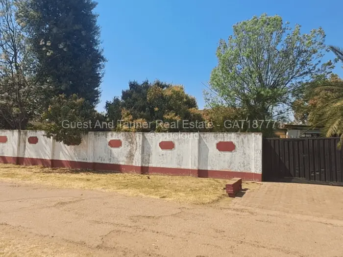 4 Bedroom House for Sale in Mabelreign, Harare