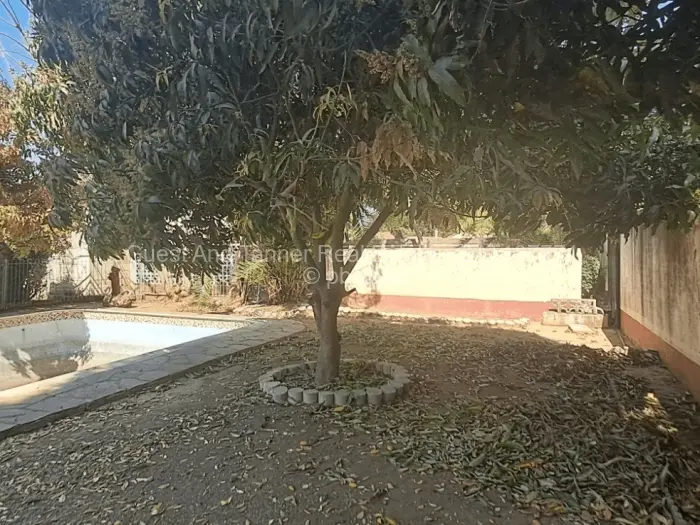 4 Bedroom House for Sale in Mabelreign, Harare