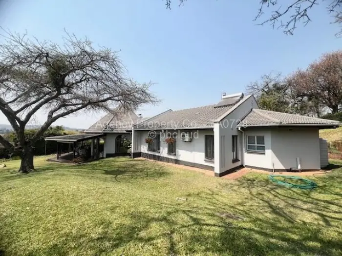 4 Bedroom House for Sale in Borrowdale Brooke, Harare