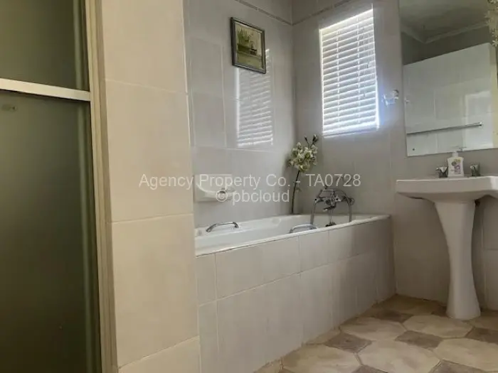 4 Bedroom House for Sale in Borrowdale Brooke, Harare