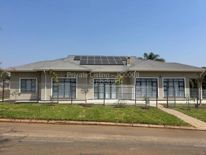 4 Bedroom House for Sale in Borrowdale Brooke, Harare