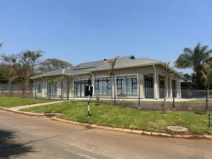 4 Bedroom House for Sale in Borrowdale Brooke, Harare