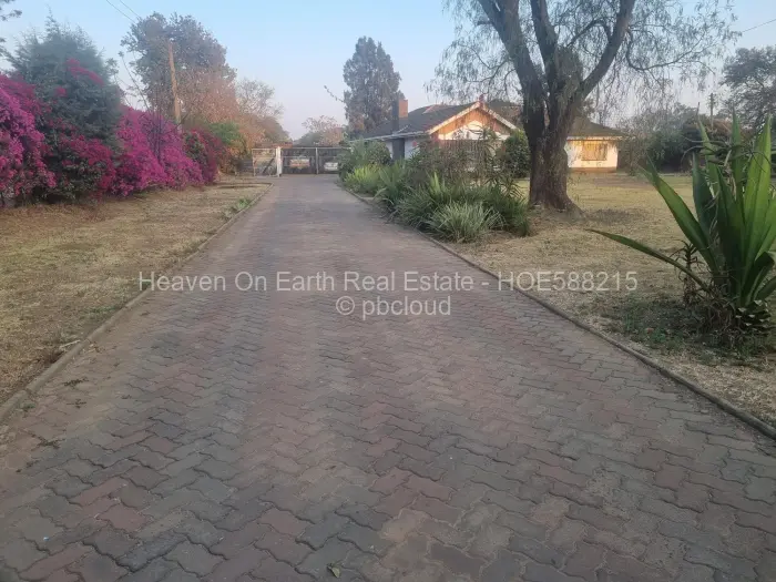 4 Bedroom House for Sale in Greencroft, Harare