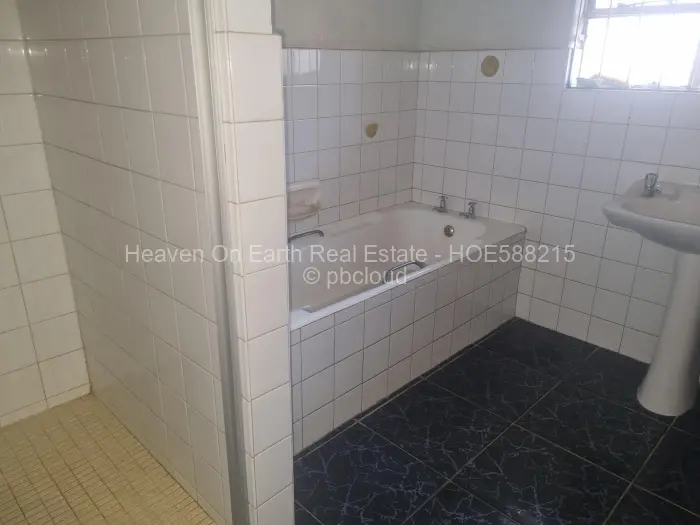 4 Bedroom House for Sale in Greencroft, Harare