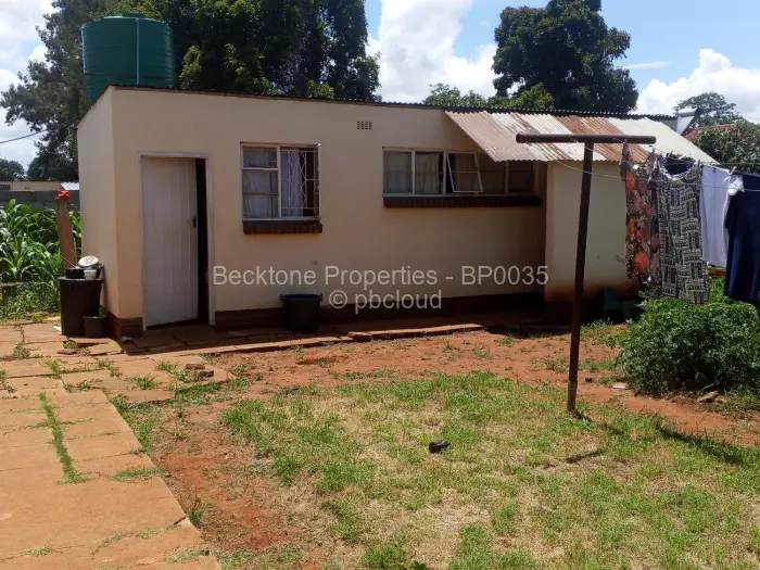 3 Bedroom House for Sale in Parklands, Bulawayo