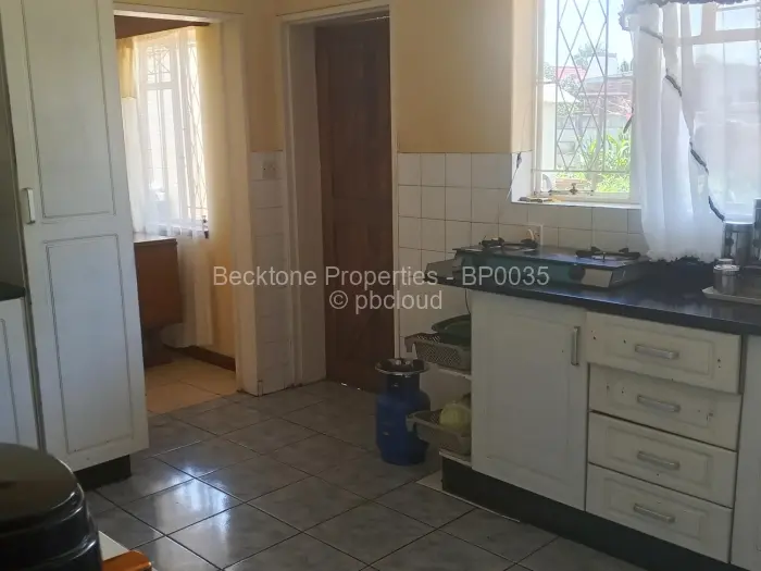 3 Bedroom House for Sale in Parklands, Bulawayo