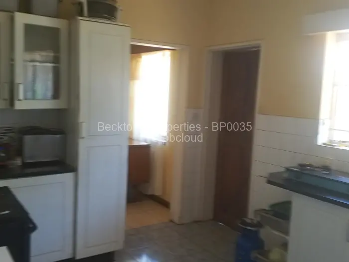 3 Bedroom House for Sale in Parklands, Bulawayo