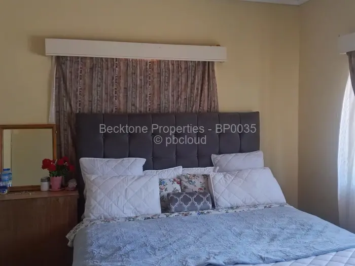 3 Bedroom House for Sale in Parklands, Bulawayo